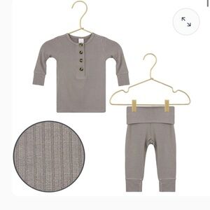 Lou Lou Beau top and bottom ribbed set 3-6 months brown/gray baby